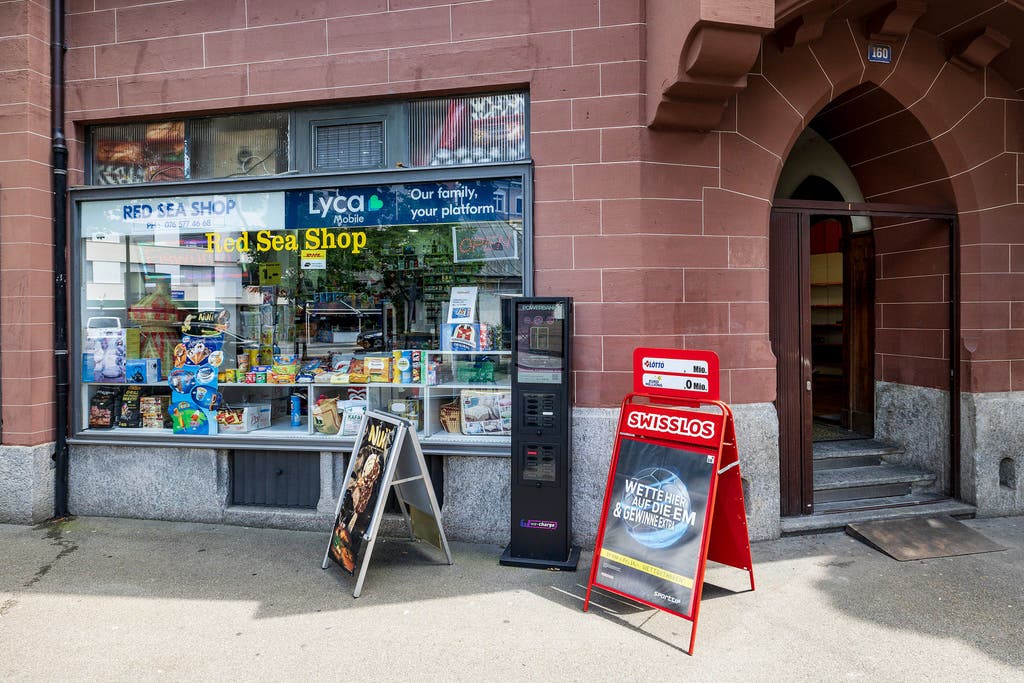 Der Red Sea Shop am Claragraben. Bild: Kenneth Nars